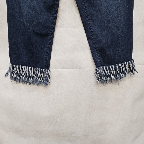 Women With Control My Wonder Denim Fringe Hem Blue Jeans Size 20WP - Picture 3 of 7